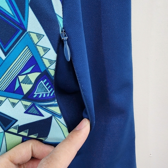 Title Nine Women's Poly Stretch Geo Print Mini Dress Blue- XL - Picture 7 of 9